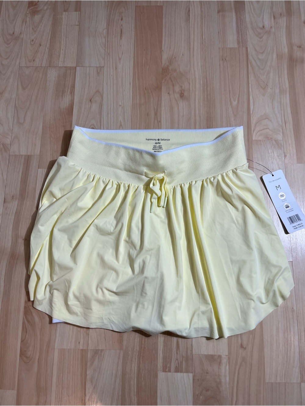 Harmony Balance Womens New With Tags light yellow athletic skort Medium